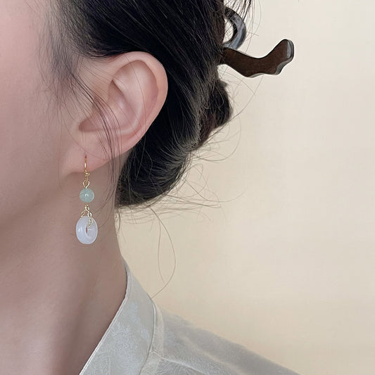 Pendientes blanco jade